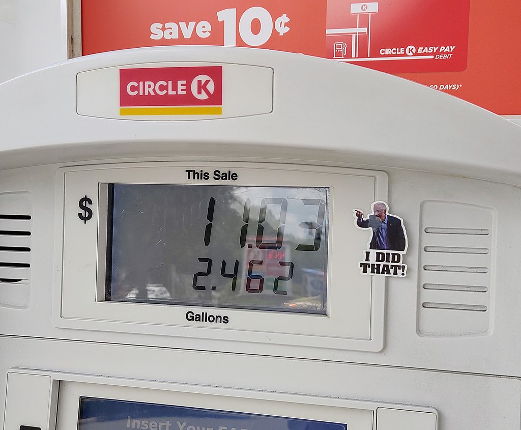 I_did_That_sticker_on_gas_pump (1) I_did_That_sticker_on_gas_pump (1)